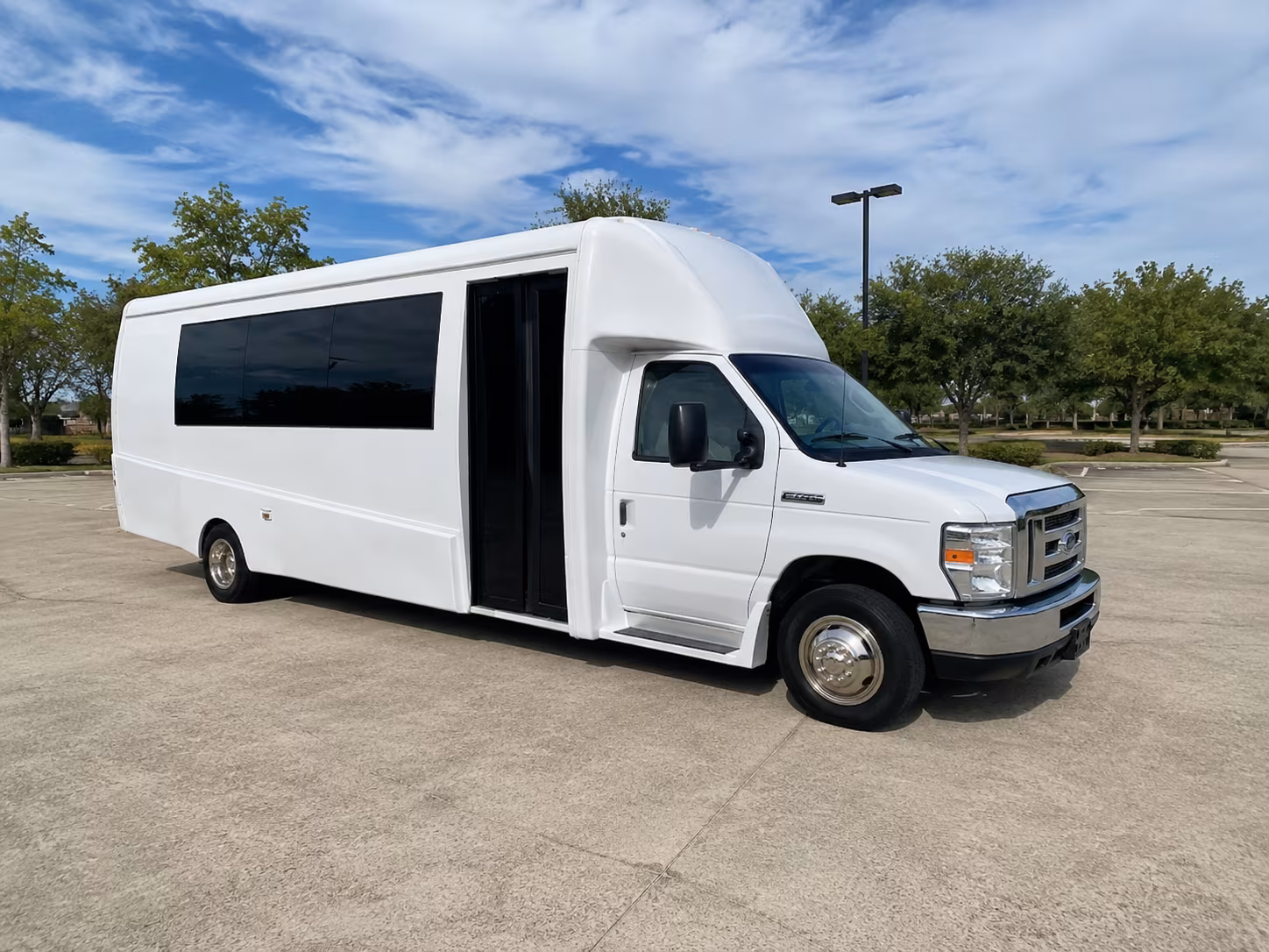 bachelor and bachelorette party buses in cleveland